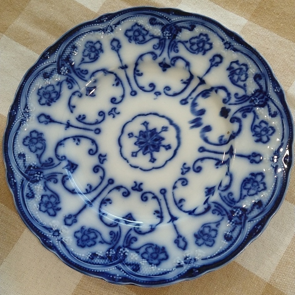 Conway English semi-porcelain flow blue salad dessert plate 7 in new Wharf
